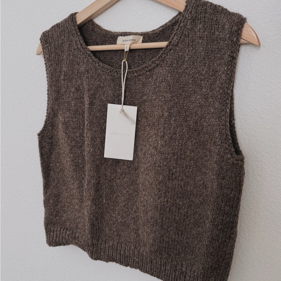 NWT gillian stevens briar knit vest - Picture 3 of 3